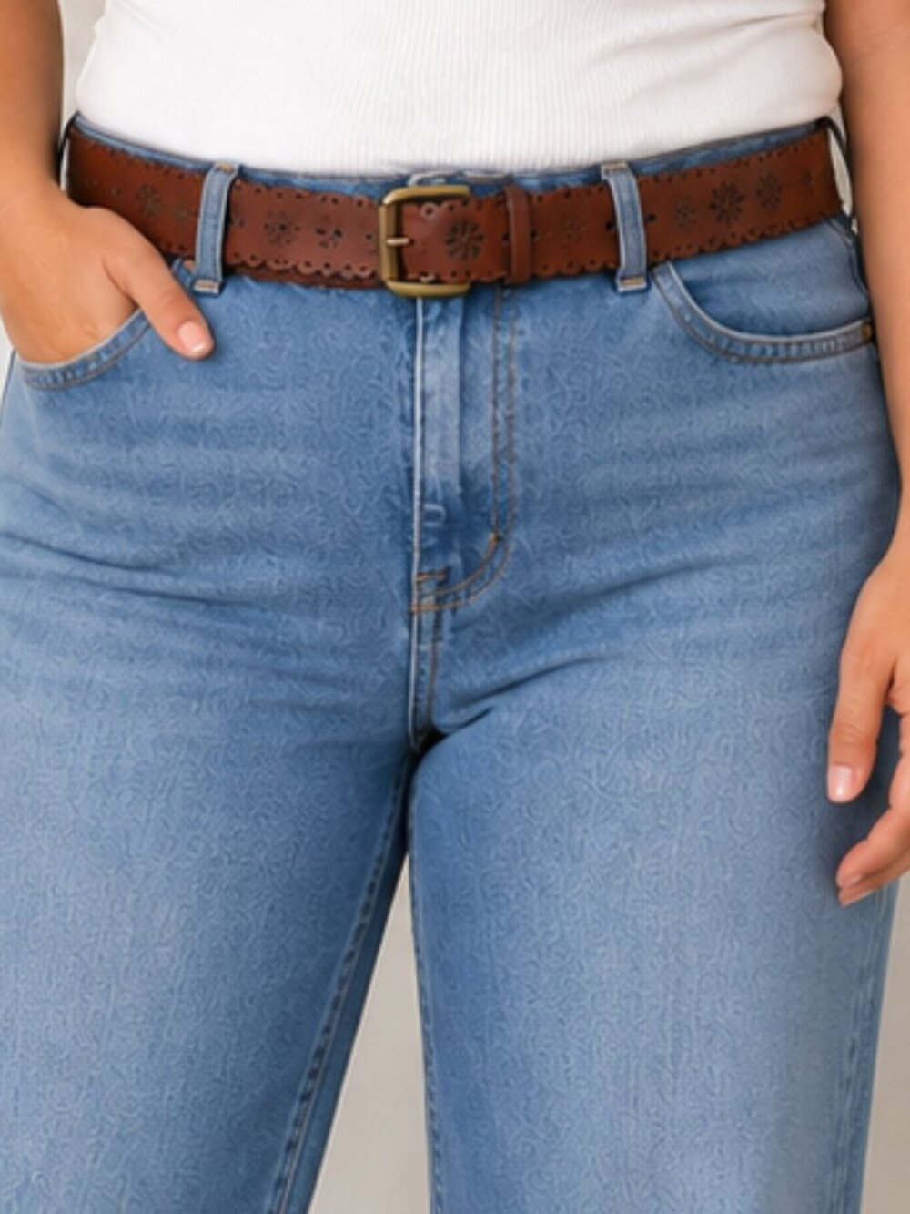 Old Navy 100% Leather Floral Belt | XL | Brown
